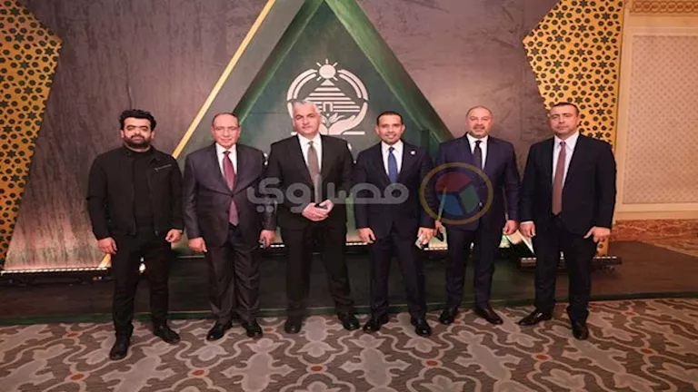 وزير النقل يكشف حقيقة زيادة أسعار تذكرة المترو (1)_9