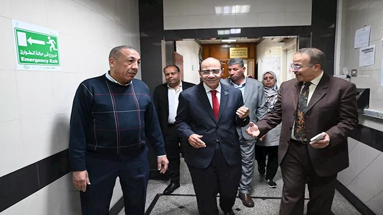 جولة تفقدية لمستشفى الاستقبال والطوارئ بمستشفيات جامعة القاهرة