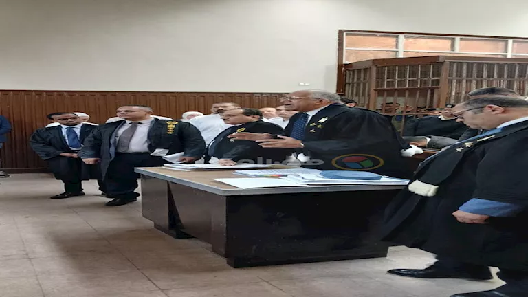 محاكمة متهمي قضية الذهب المغشوش (10)