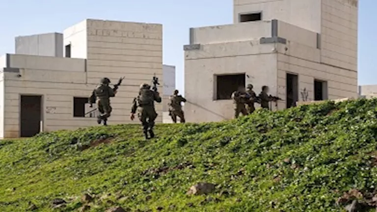 الجيش الإسرائيلي: الفرقة 36 انضمت إلى العملية البرية في جنوب لبنان