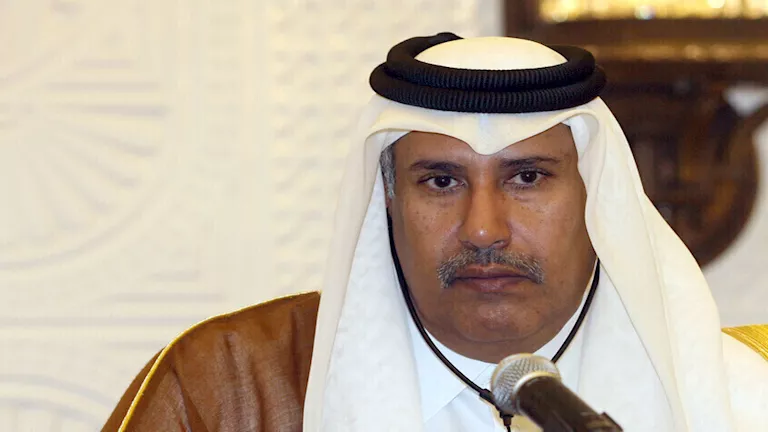 رئيس وزراء قطر الأسبق لـ قيادات إيران: أنتم تدفعون بالمنطقة نحو حرب مج