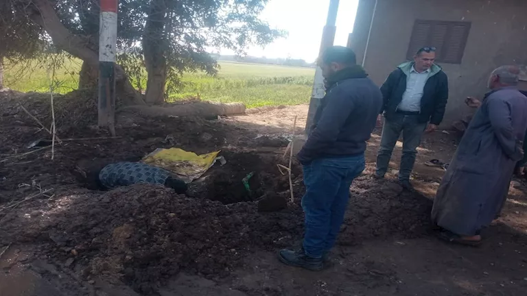 مصر – “قطر 8 بوصات”.. كسر مفاجئ بخط مياه رئيسي بـ”سبك الضحاك” بالمنوفية (