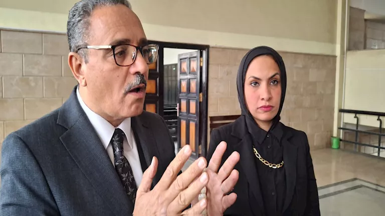 ابنة لواء شرطة سابق تعلق على حكم إعدام قتلة والديها بأسيوط (فيديو وصور