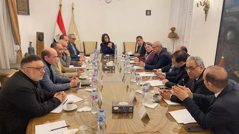 مصر – وزير الثقافة يشكل لجنة لمراقبة عمل المواقع الثقافية وسط سوء الأحوال الجوية