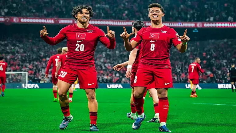 تركيا تتأهل لنهائي الملحق الأوروبي بفوزها على رومانيا