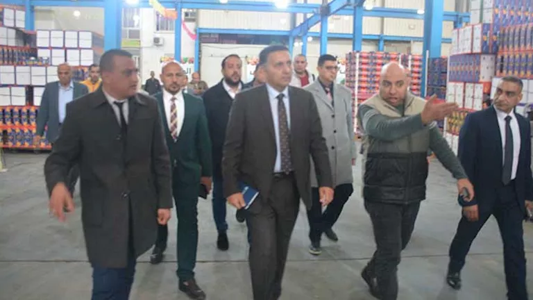 محافظ القليوبية يتفقد المنطقة الاستثمارية ببنها ويوجه بمنافذ بيع منتجا