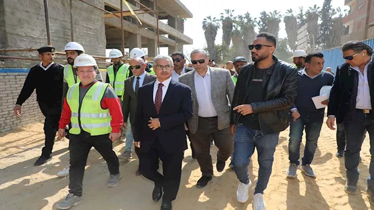 محافظ بني سويف يتفقد مشروع مستشفى ببا المركزي