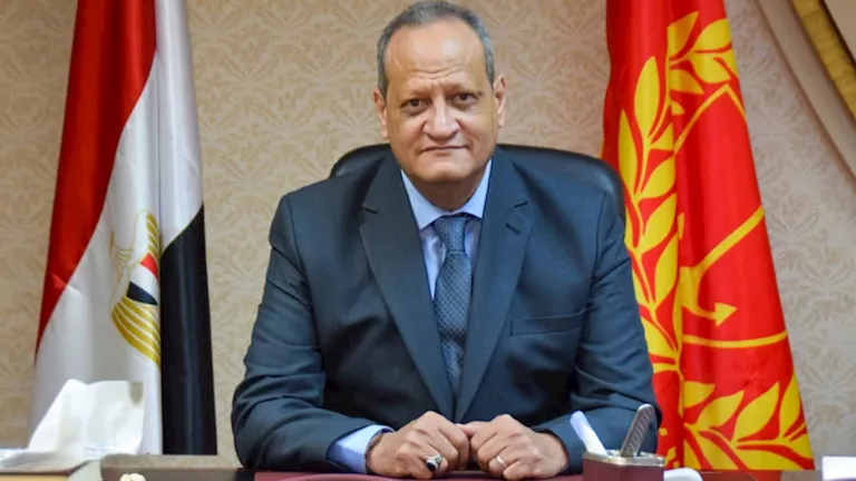 مصر – طرد طالب من مدرسة عبد الرحمن شكري ببورسعيد لمدة عام