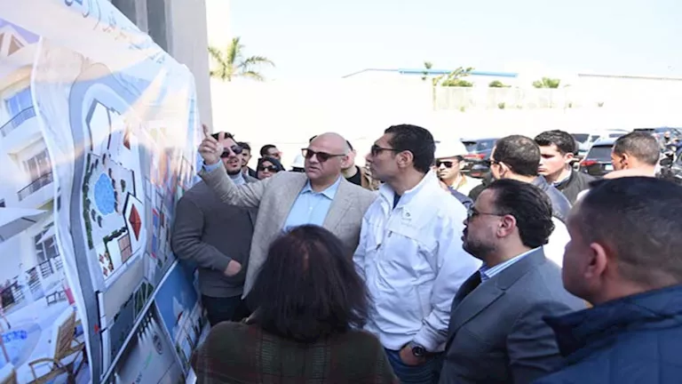 مصر – على مساحة 4.5 فدان.. وزير الرياضة يتفقد مشروع تطوير مدينة الشباب ب