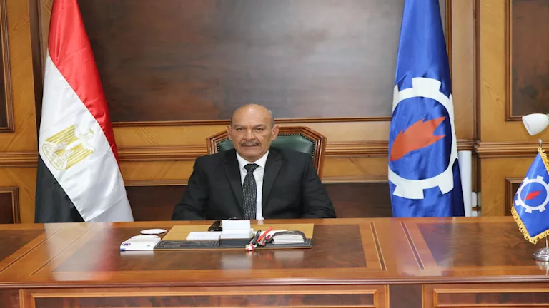 تبديل 4 رؤساء أحياء فى حركة التنقلات الجديدة بالسويس