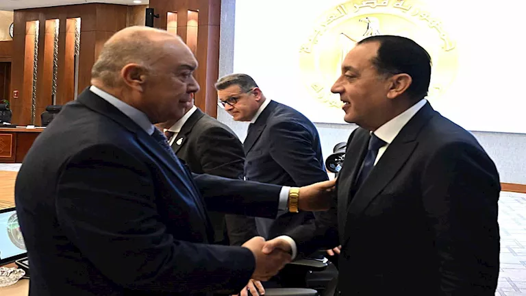 “قرقر” يطالب رئيس الوزراء بسرعة استكمال مشروع حياة كريمة