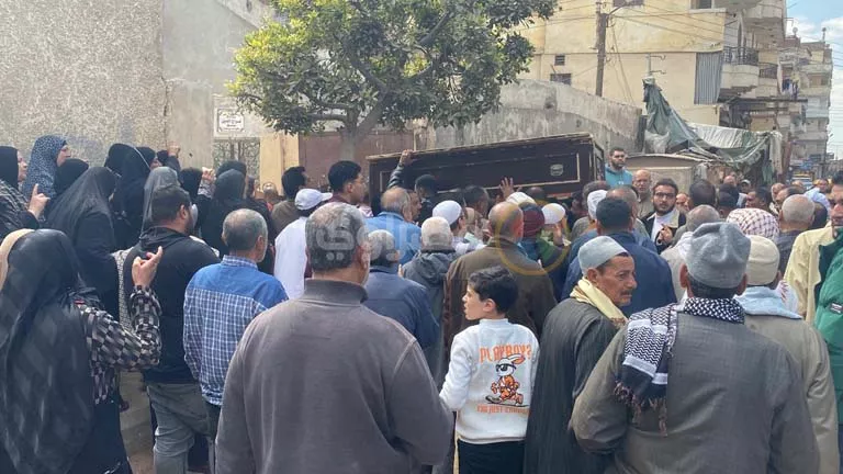 مصر – دسوق يقيم جنازة زوجة الشحات مبروك بكفر الشيخ – صور