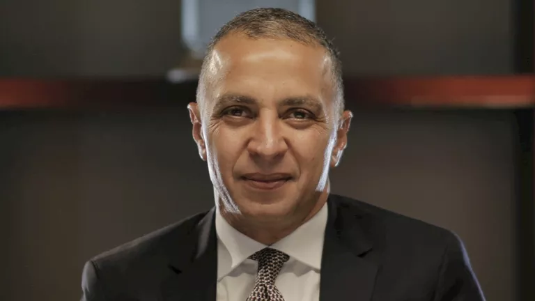 أحمد السويدي: "بداياتي كانت بسيطة.. ولم أتوقع وصول الشركة لتقييم فوربس 