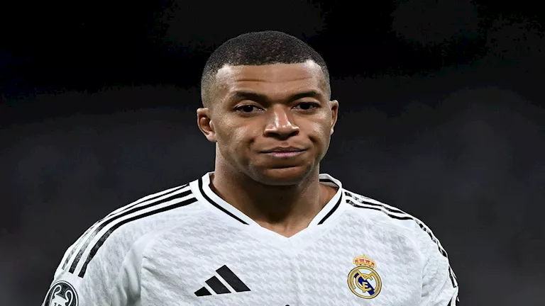 لعنة الألقاب تطارد كيليان مبابي مع ريال مدريد