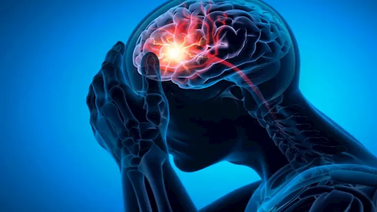 7 عادات يومية قد تحميك من النسيان وتحسن أداء الذاكرة 