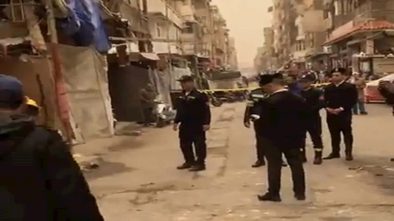 انهيار بلكونات عقار قديم في بورسعيد دون خسائر بشرية وفرض كردون أمني