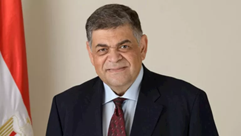 خلال انتخابات باسطنبول.. أشرف حاتم يفوز بعضوية لجنة الصحة بالاتحاد الب