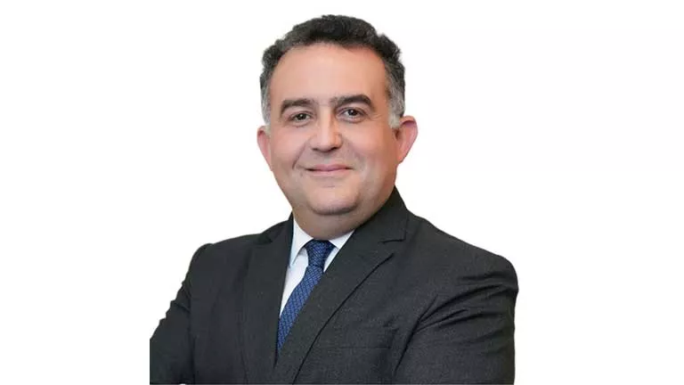 خبير مخضرم بأسواق الاستثمار.. ماذا نعرف على عمر رضوان الرئيس الجديد للبورصة؟ 