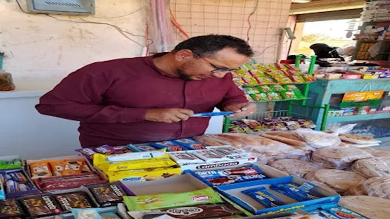 مصر – إصدار 18 محضراً تموينياً بالفرافرة وبلاط للسيطرة على الأسواق