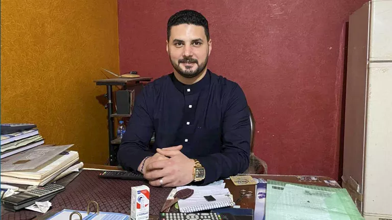 أحد مربي الدواجن بكفر الشيخ: حقن الفراخ بالهرمونات خرافة