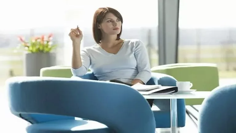 كيف تتحكم في عاداتك السيئة قبل أن تسيطر عليك؟ 