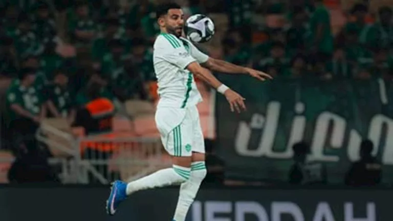 أهلي جدة يضرب ضمك بثلاثية ويخطف وصافة دوري روشن