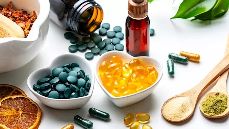 كيف يؤثر الإفراط في تناول مكملات الحديد والزنك على الدماغ؟ 