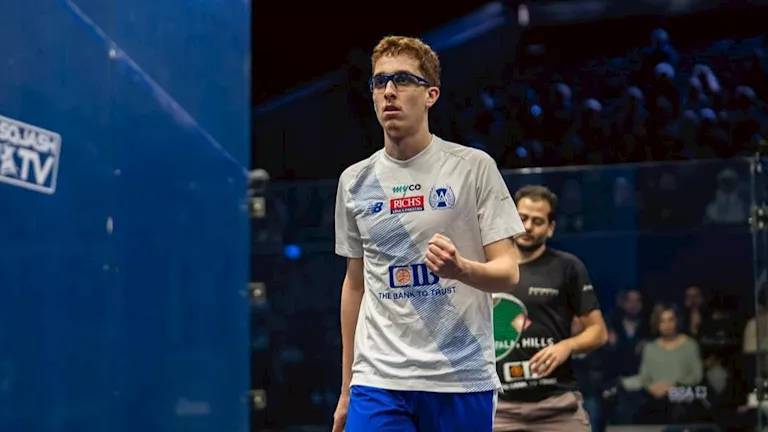 محمد زكريا يقلب الطاولة على عبد الجواد ويتأهل لنصف النهائي