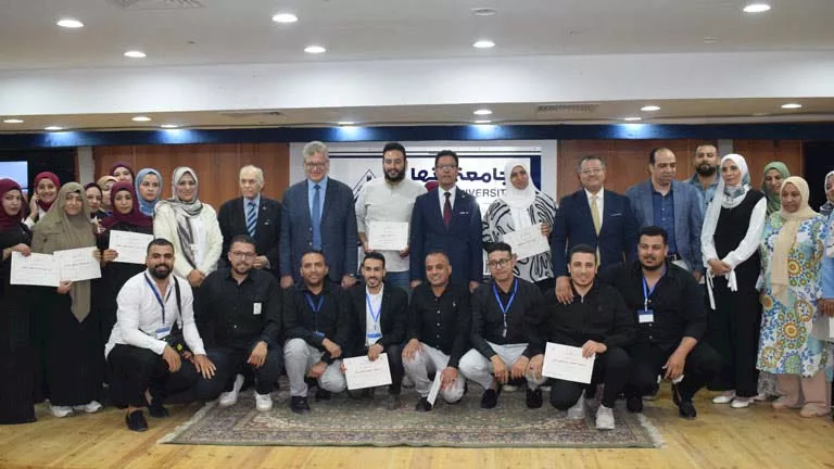 احتفالية موسعة بجامعة بنها بمناسبة اليوم العالمي لنظافة الأيدي (صور)