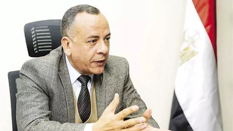 قرار وزاري بمنح الرئيس الأسبق لـ “الأعلى للآثار” إجازة لرعاية مصالح ال