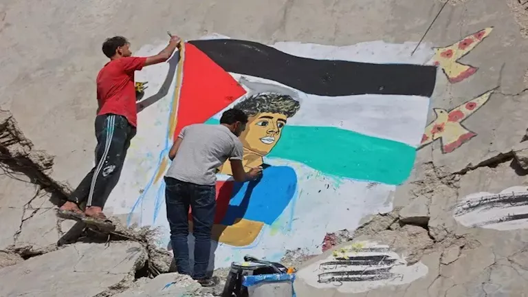 جدارية لامين يامال