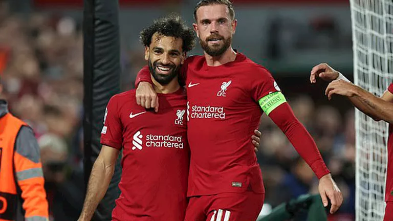 تزامناً مع رحيله.. محمد صلاح يطالب ليفربول بوداع يليق بهندرسون