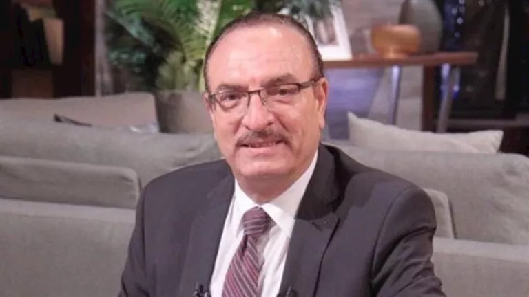رئيس المقاولون العرب يكشف حقيقة مفاوضات الأهلي مع محمد صلاح قبل احترافه 