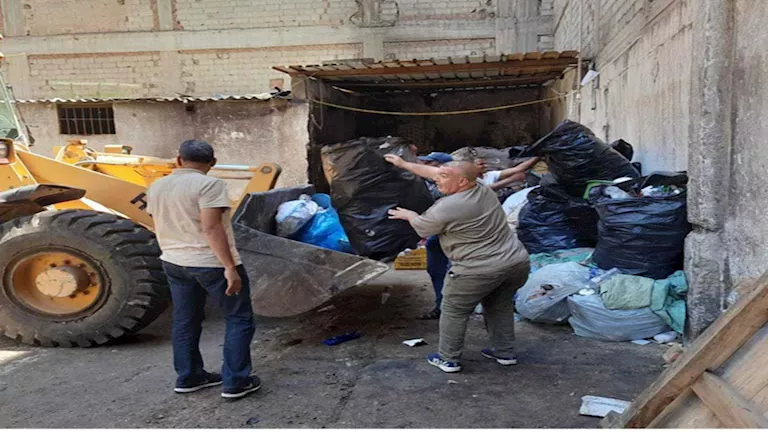 ضُبط بداخله 100 كيلو عظام.. إغلاق مخزن مخالف في حجر النواتية بالإسكندر