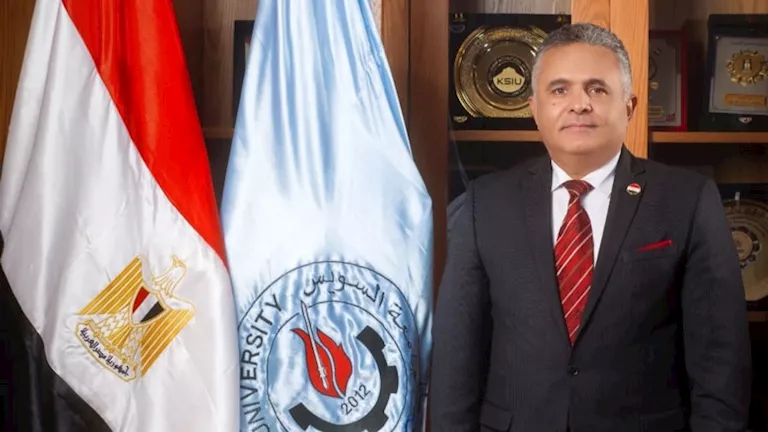مصر – رئيس جامعة السويس: الدولة تستهدف سد فجوة سوق العمل – فيديو
