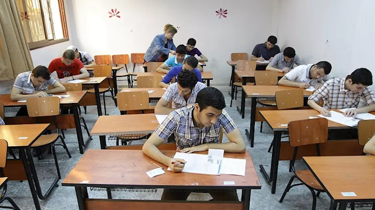 الأحد المقبل.. امتحانات المواد المضافة للمجموع لطلاب الثانوية