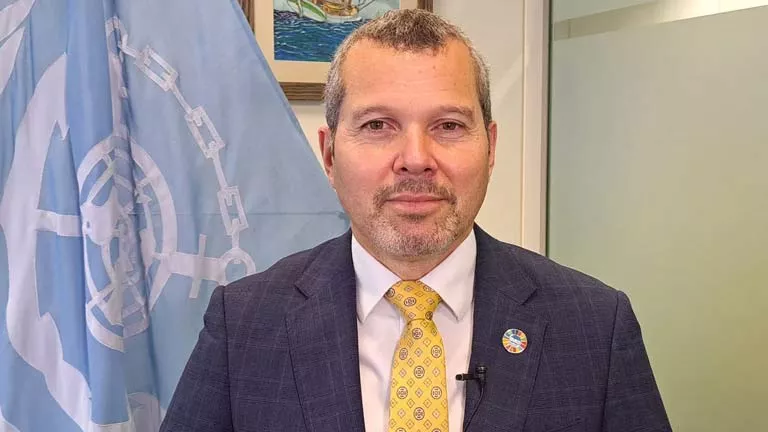 المنظمة البحرية الدولية تؤكد رفضها فرض أي رسوم على مضيق هرمز