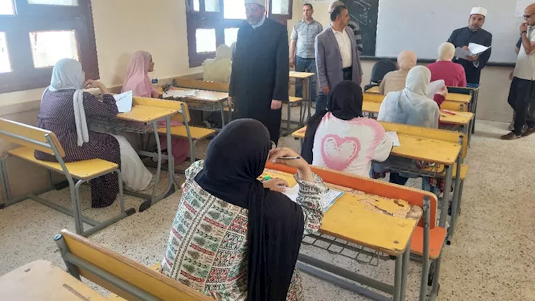 رئيس أزهر جنوب سيناء: انتظام امتحانات الثانوية الأزهرية داخل 8 لجان بل