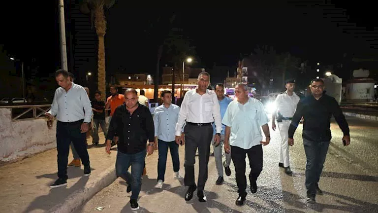 مصر – كواليس جولة محافظ جنوب سيناء الليلية في الطور مصر – كواليس جولة محافظ جنوب سيناء الليلية في الطور