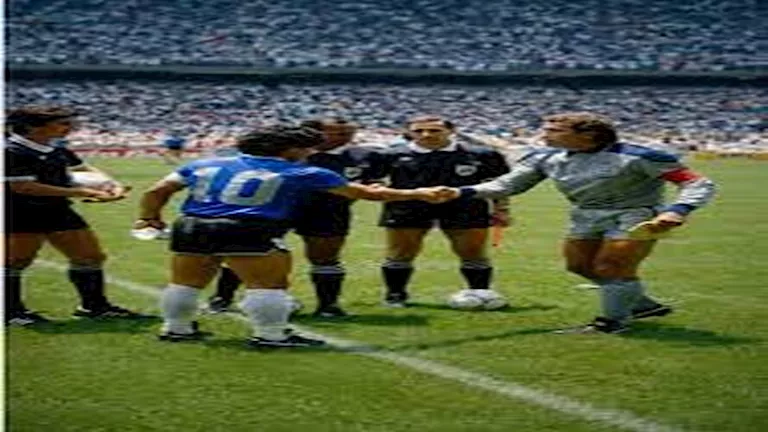 ماذا لو كان "الفار" حاضرا مباراة الأرجنتين وإنجلترا 1986؟