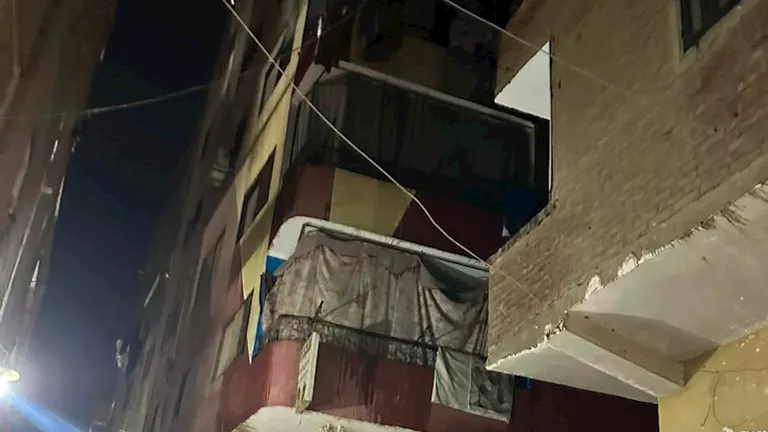 مصر – إخماد حريق داخل شقة سكنية بمسطرد شبرا الخيمة – صور