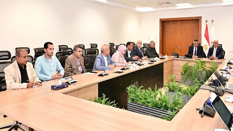 مصر – وزير الري ومحافظ جنوب سيناء يبحثان حماية الشواطئ ومواجهة السيول مصر – وزير الري ومحافظ جنوب سيناء يبحثان حماية الشواطئ ومواجهة السيول