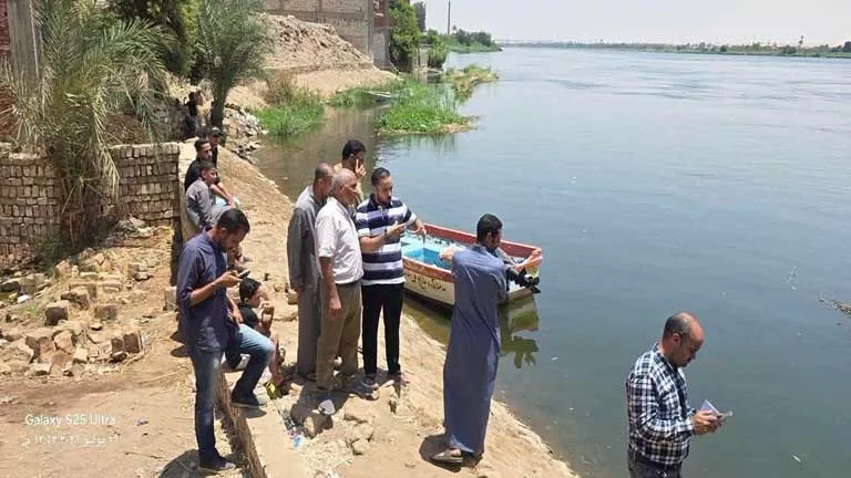 مصر – وفد من الشركة القابضة يتفقد انهيار كوبري محطة مياه الفقاعي ببني سويف ( مصر – وفد من الشركة القابضة يتفقد انهيار كوبري محطة مياه الفقاعي ببني سويف (