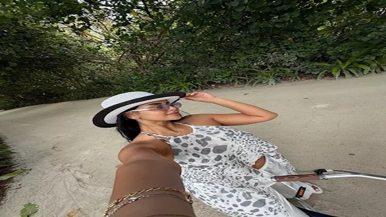 إطلالة منة عرفة
