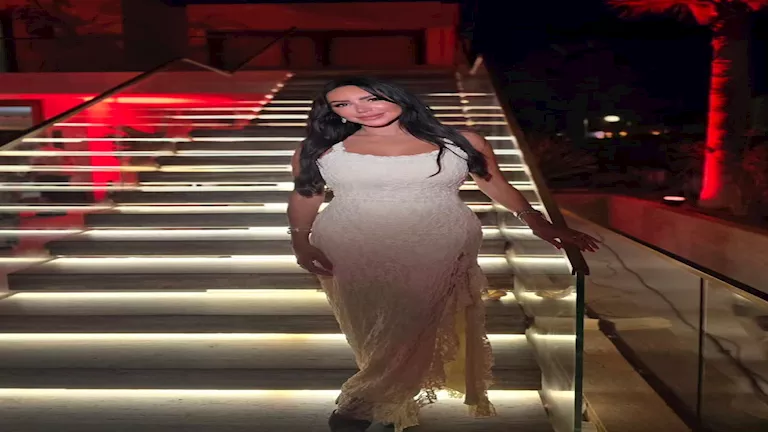 إنجي علاء