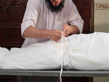 حكم إفشاء العلامات السيئة التي تظهر عند تغسيل الموتى