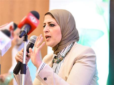 الدكتورة هالة زايد