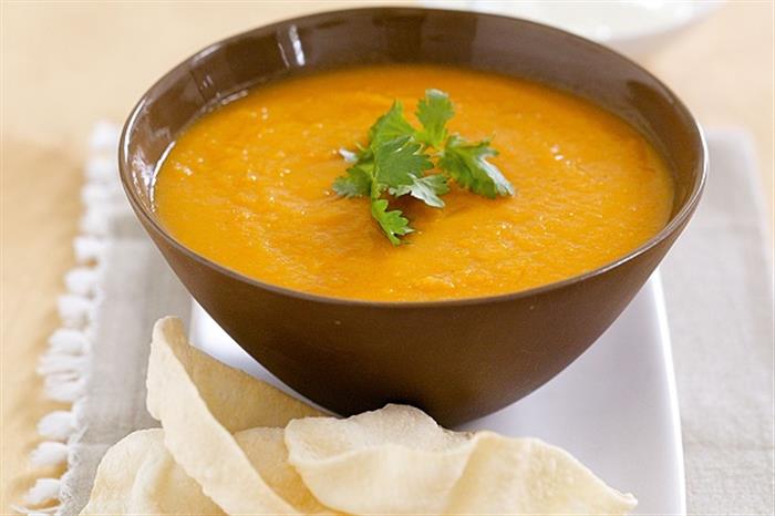 شوربة العدس