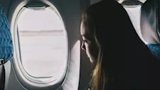 لماذا نوافذ الطائرات دائرية وليست مربعة؟.. تصميم يحمي الركاب