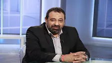 انسحب على الهواء.. مشادة بين ربيع ياسين ونجم الزمالك وتدخل مجدي عبدالغني
